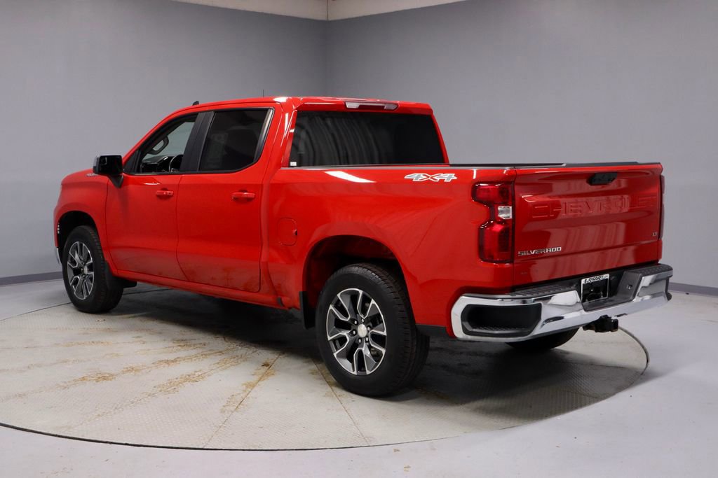Used 2024 Chevrolet Silverado 1500 LT image 3