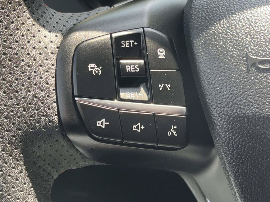 Certified 2023 Ford Escape ST-Line w/ Tech Pack #1 FWD image 34