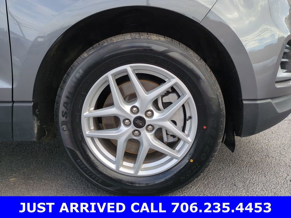 Certified 2024 Ford Edge SEL image 11