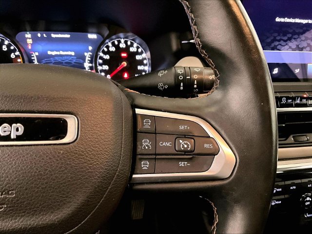 Used 2022 Jeep Compass Limited AWD/4WD image 18