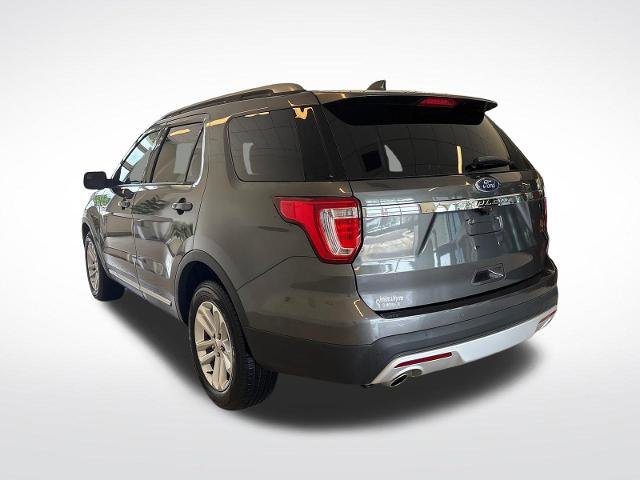 Certified 2017 Ford Explorer XLT w/ Equipment Group 201A FWD image 2