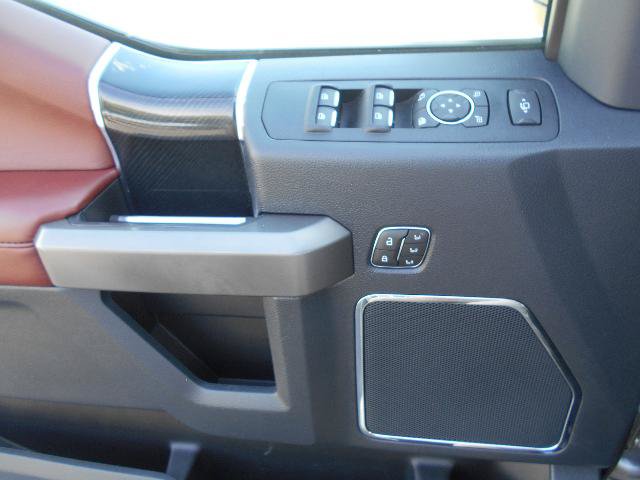 Certified 2022 Ford F350 Platinum AWD/4WD image 5