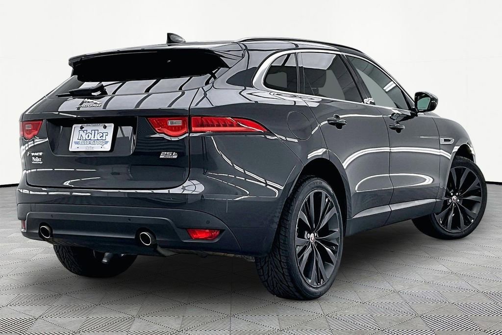 Used 2020 Jaguar F-PACE Prestige AWD/4WD image 2
