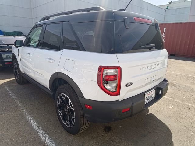 Certified 2025 Ford Bronco Sport Outer Banks w/ Outer Banks Tech Package+ AWD/4WD image 3