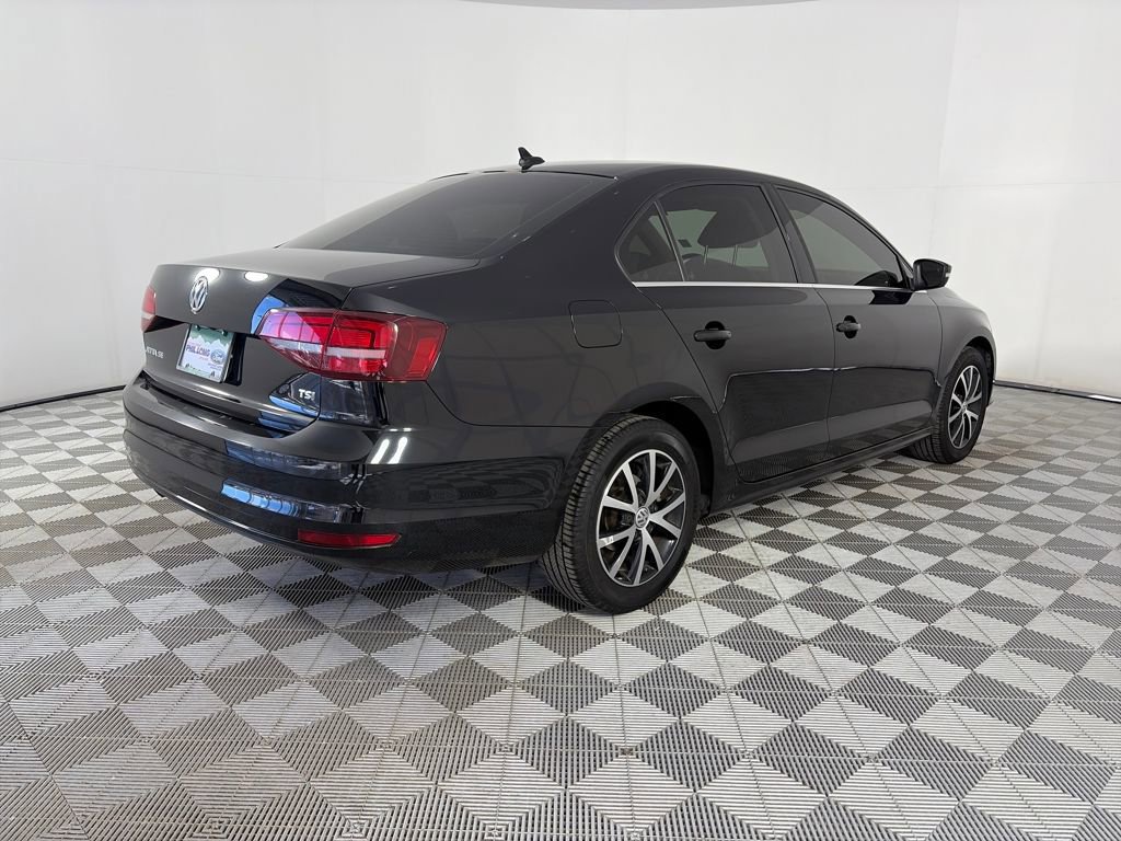 Used 2018 Volkswagen Jetta SE image 5