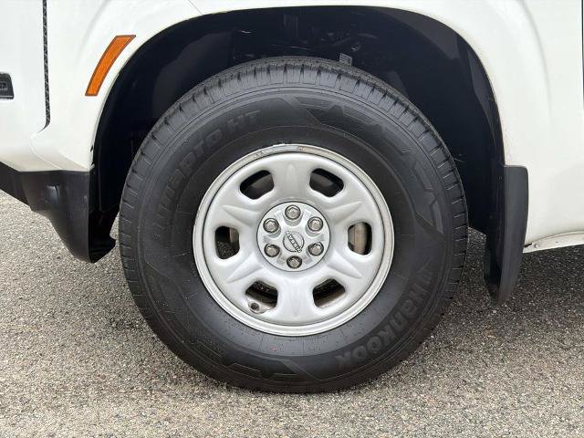 Used 2023 Nissan Frontier S w/ Technology Package RWD image 28