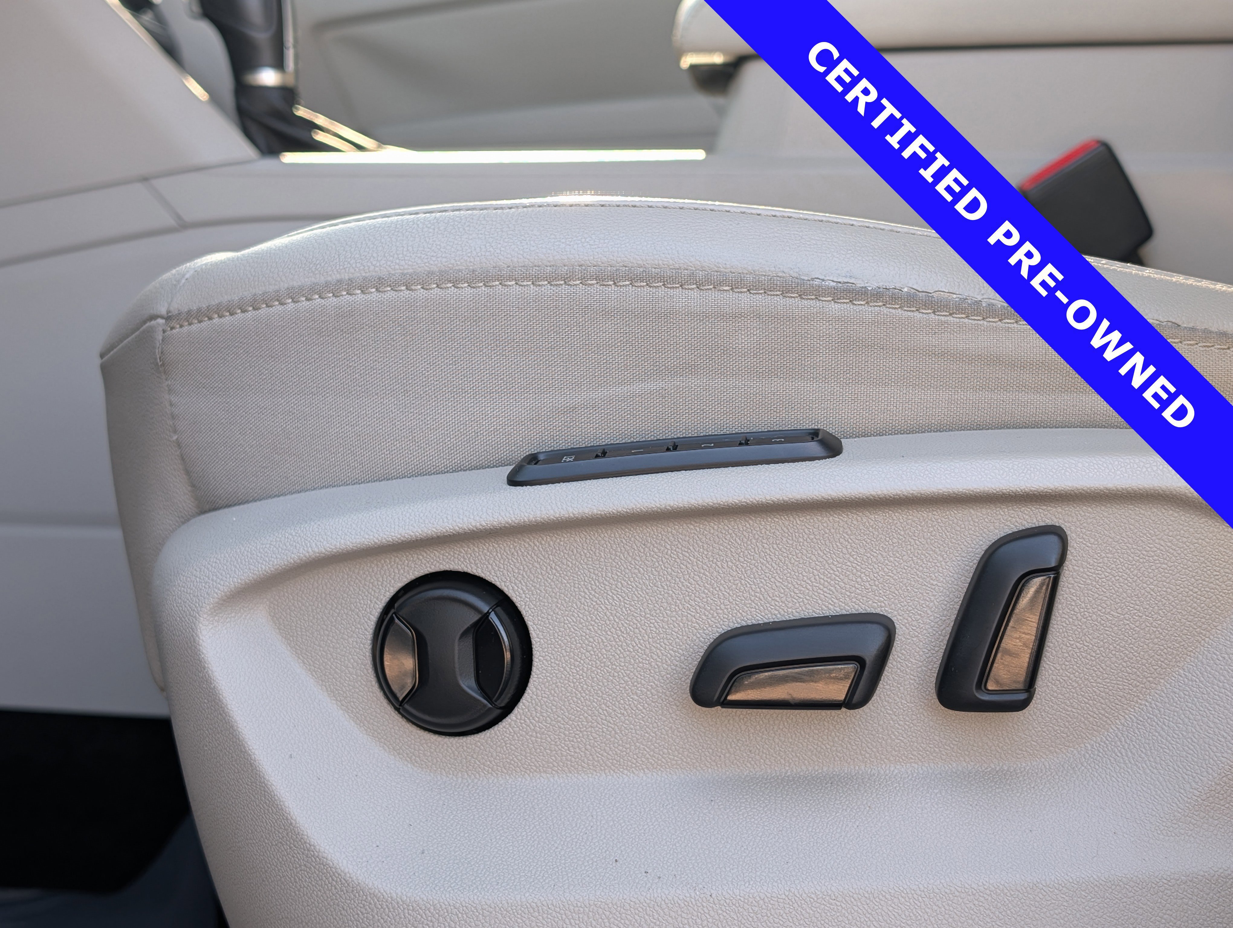 Used 2019 Volkswagen Atlas SEL image 23