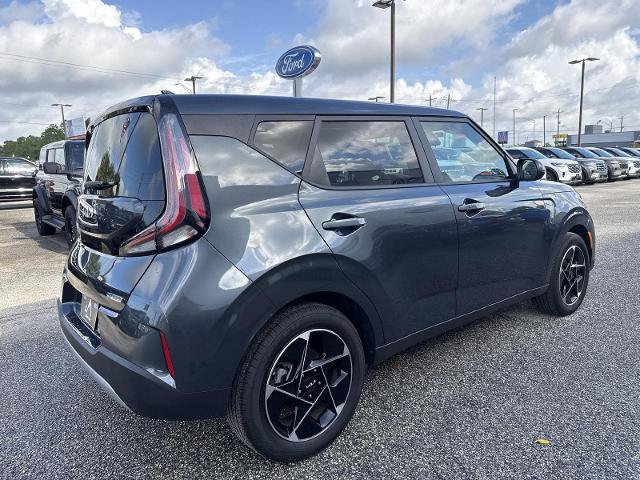 Used 2025 Kia Soul EX FWD image 3