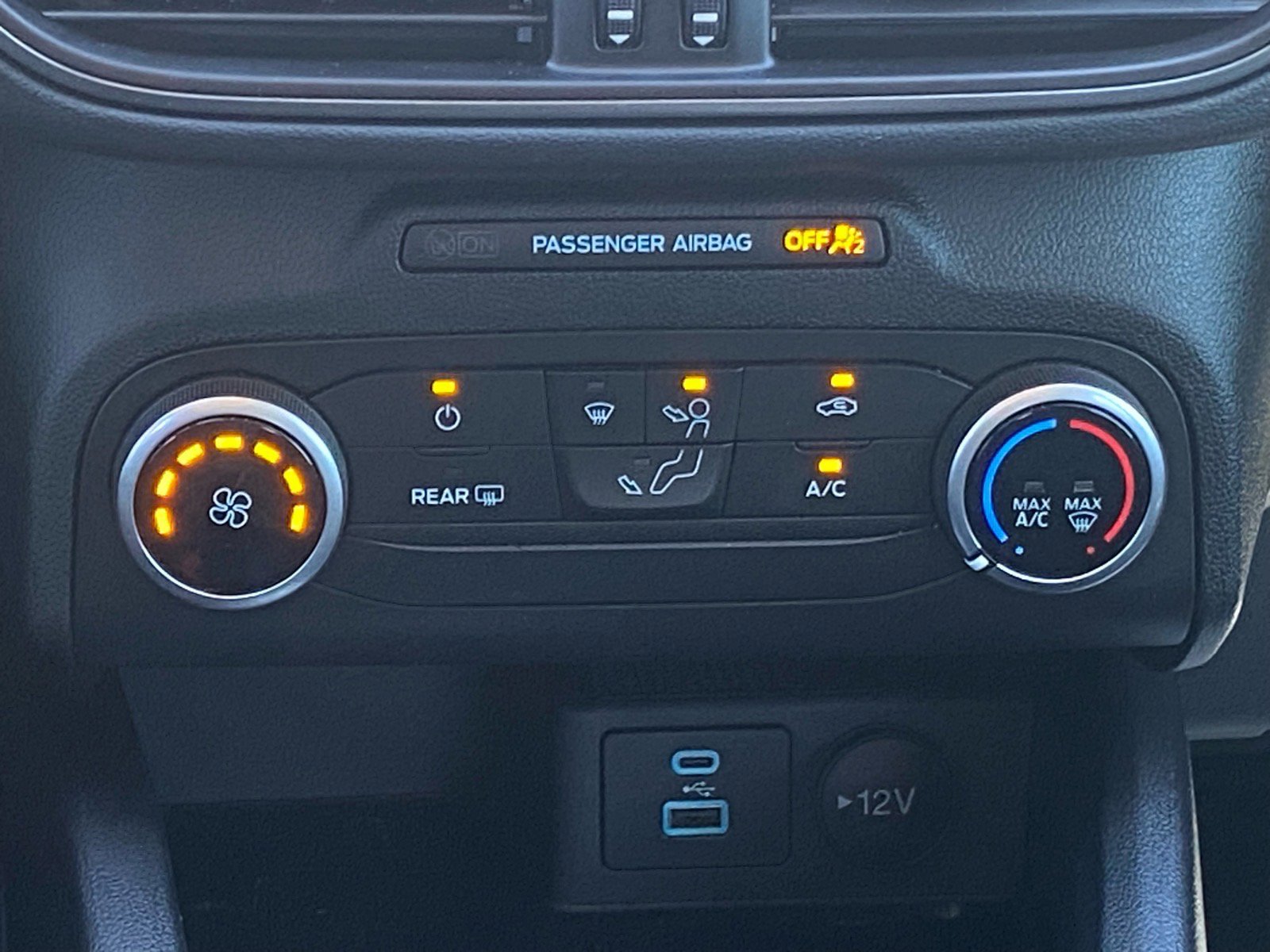 Certified 2023 Ford Escape Base image 11