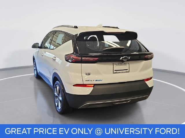 Used 2023 Chevrolet Bolt EUV LT w/ Convenience Package FWD image 5