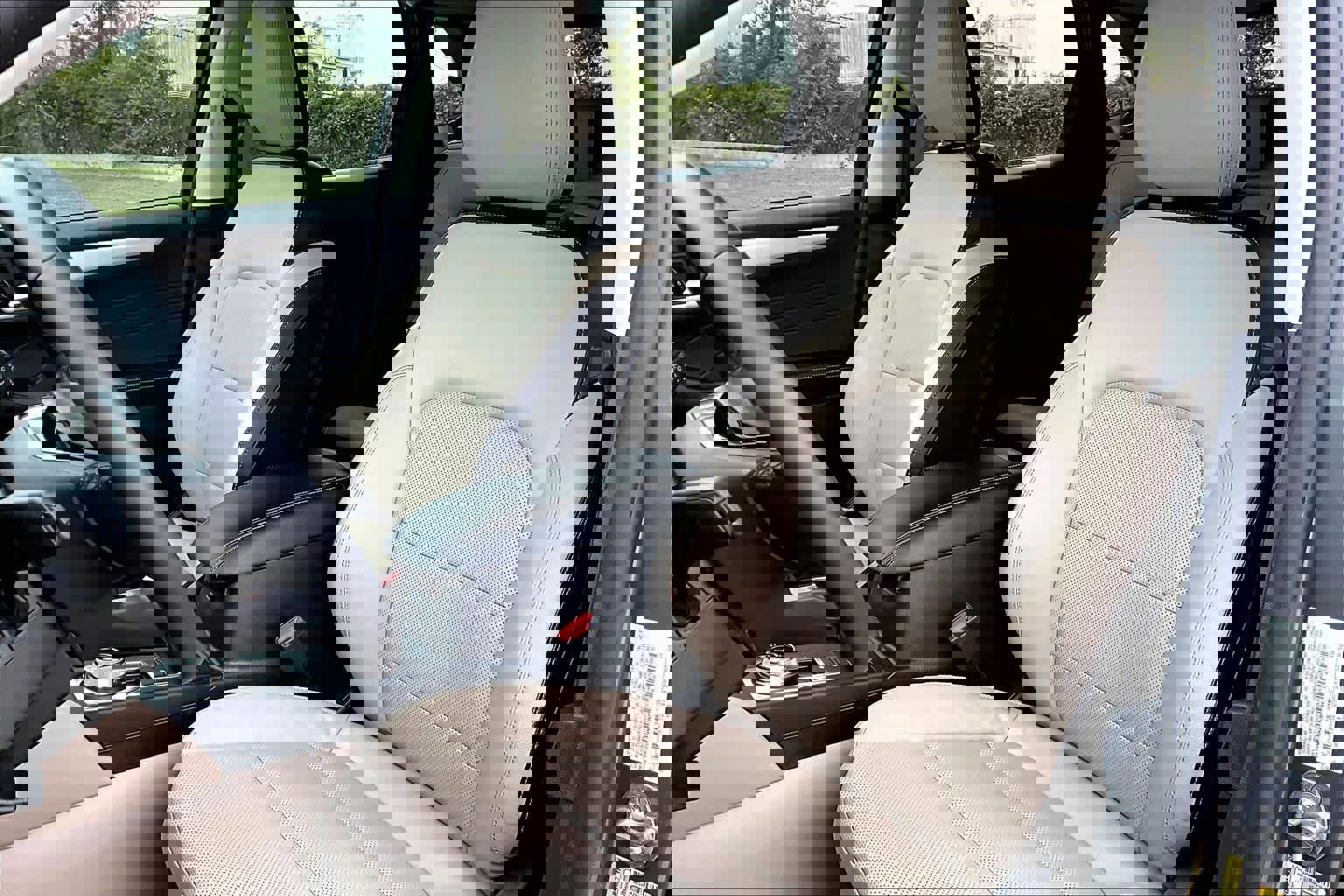 Certified 2022 Ford Escape SEL w/ Class II Trailer Tow Package image 10