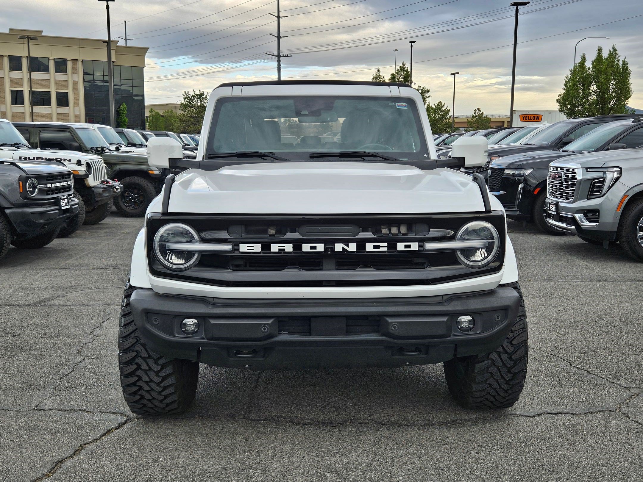 Certified 2022 Ford Bronco Outer Banks AWD/4WD image 11