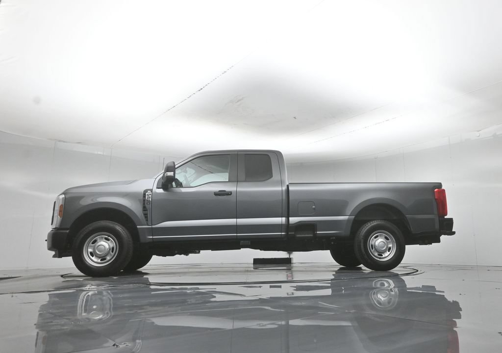 Certified 2025 Ford F250 XL RWD image 8