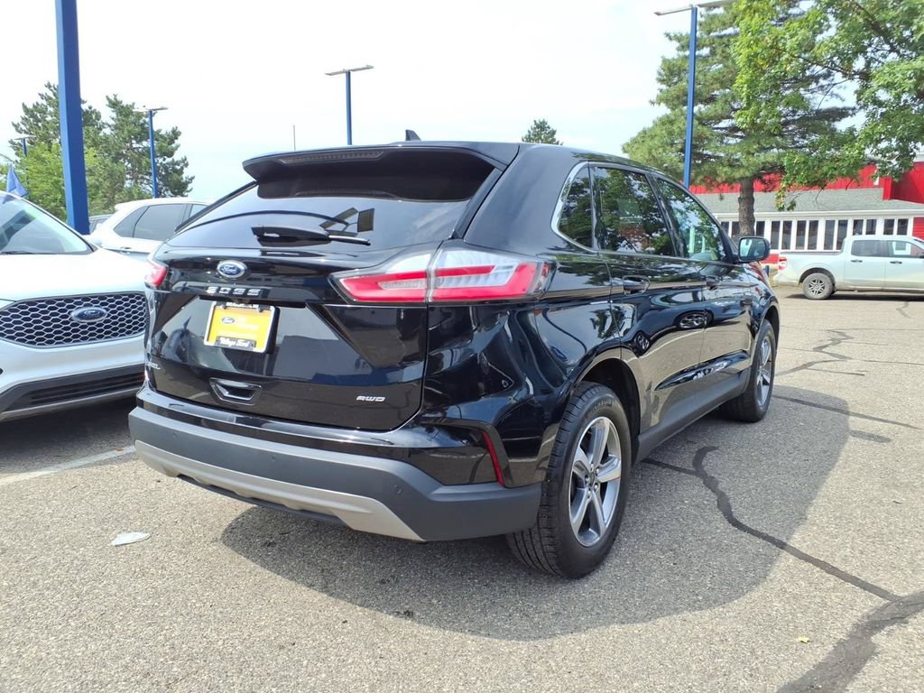 Certified 2024 Ford Edge SEL w/ Convenience Package AWD/4WD image 6