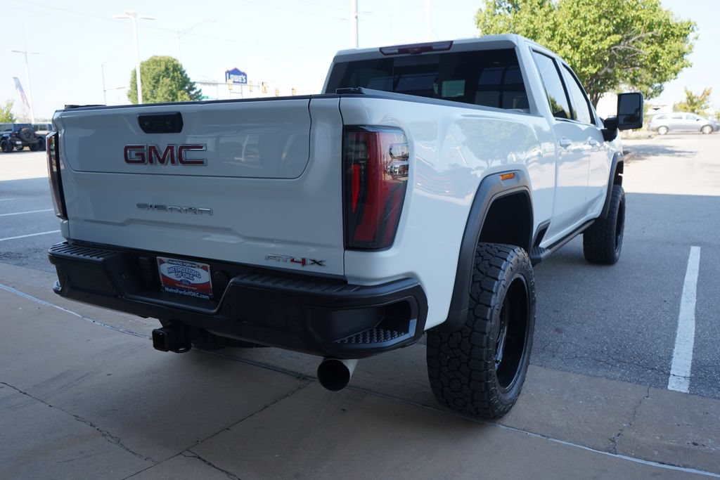 Used 2024 GMC Sierra 2500 AT4X AWD/4WD image 12