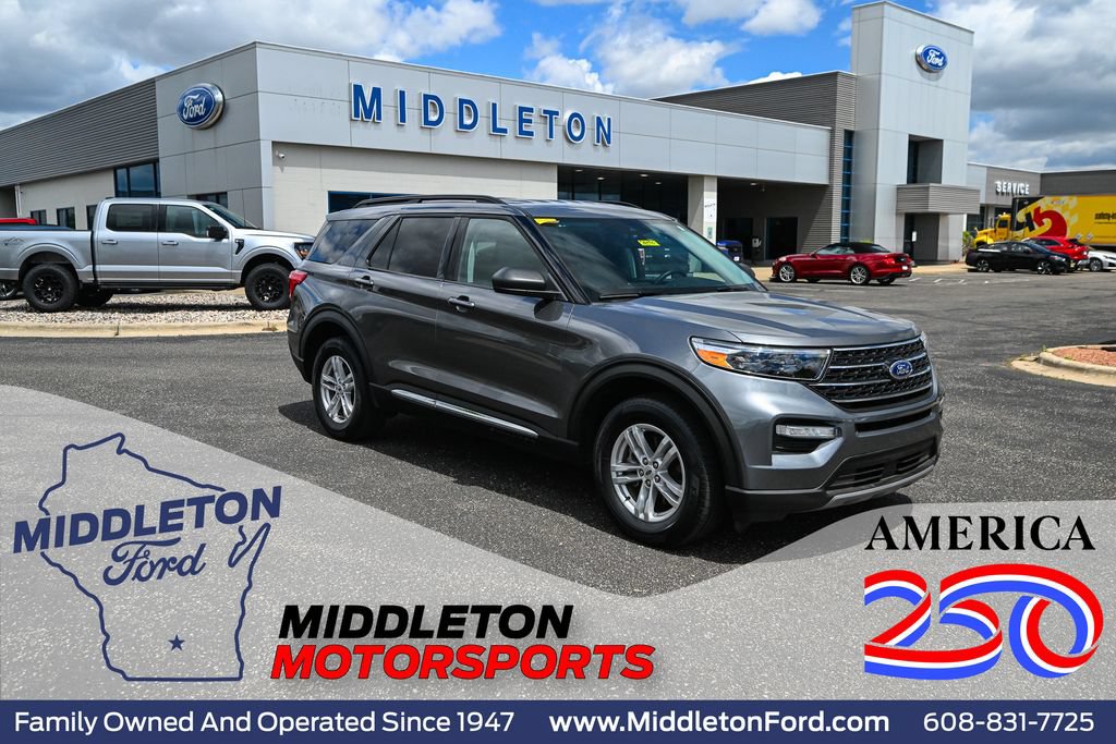 Certified 2024 Ford Explorer XLT w/ Equipment Group 202A AWD/4WD image 1