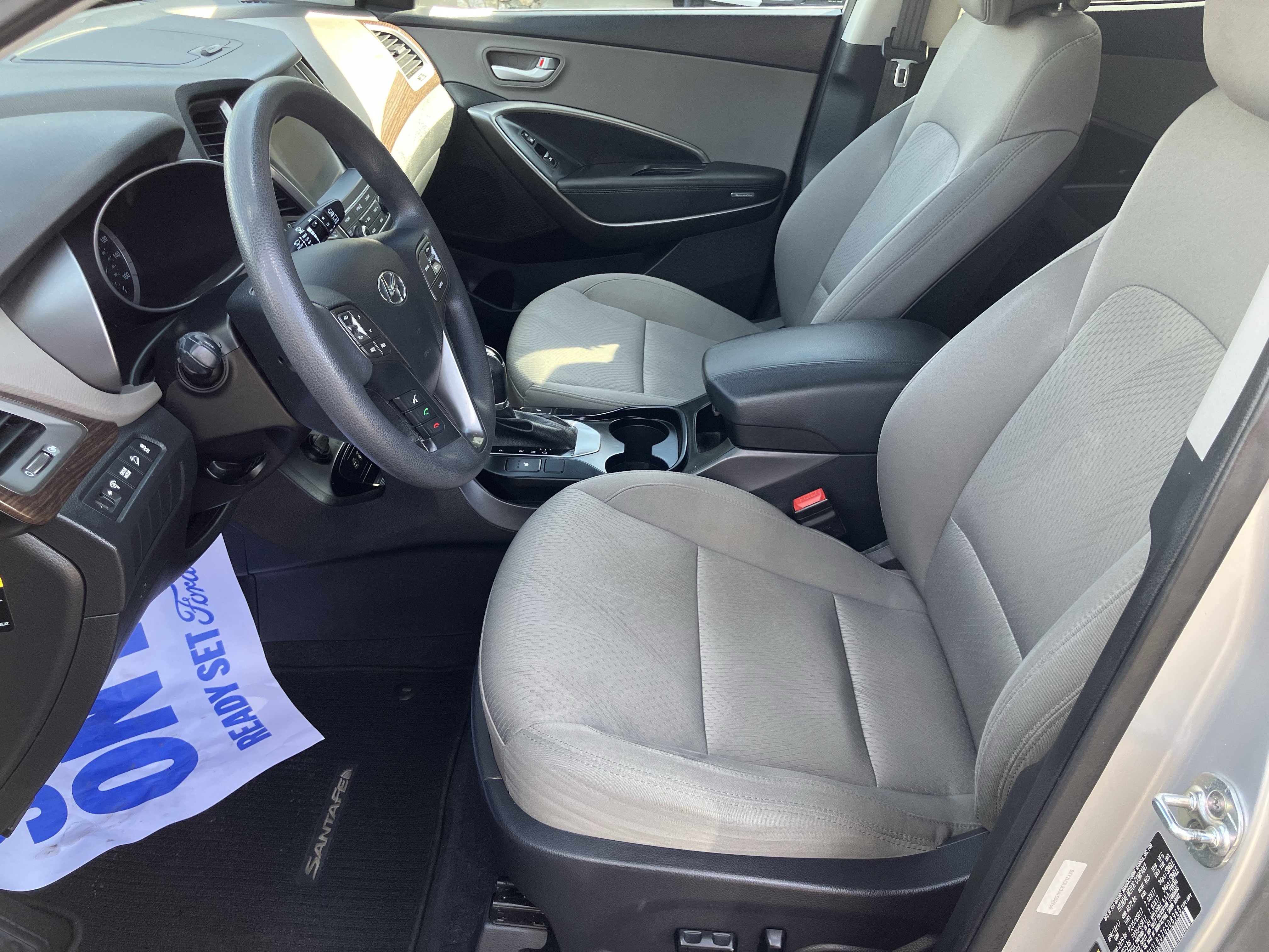 Used 2018 Hyundai Santa Fe Sport w/ 2.4L Value Package 02 FWD image 10