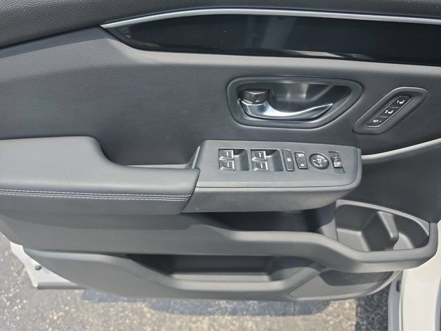 Used 2024 Honda Pilot EX-L image 16