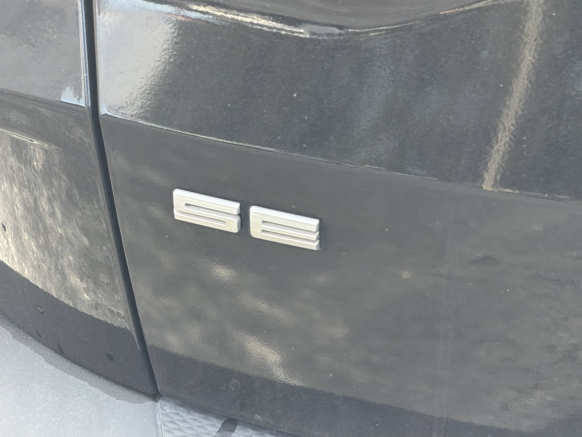 Certified 2022 Ford Escape SE w/ SE Sport Appearance Package FWD image 5