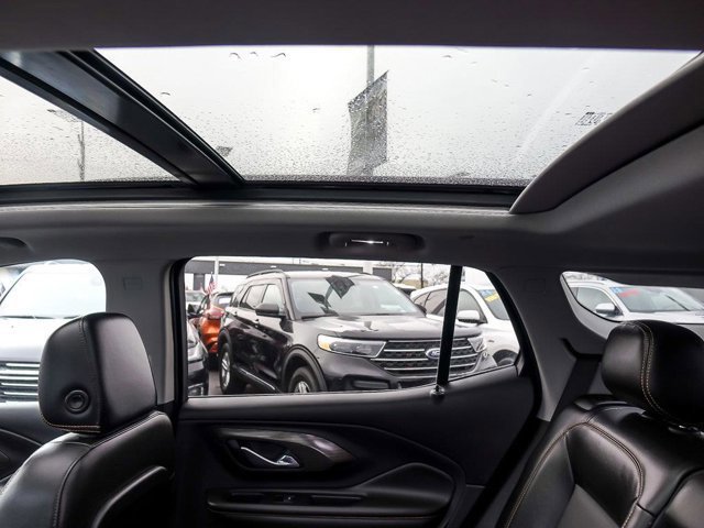 Used 2021 GMC Terrain SLT w/ Infotainment Package II image 15