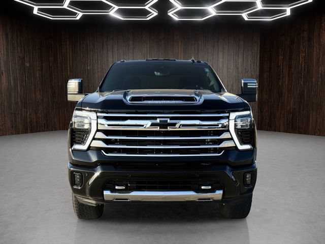 Used 2024 Chevrolet Silverado 2500 High Country w/ High Country Premium Package AWD/4WD image 8