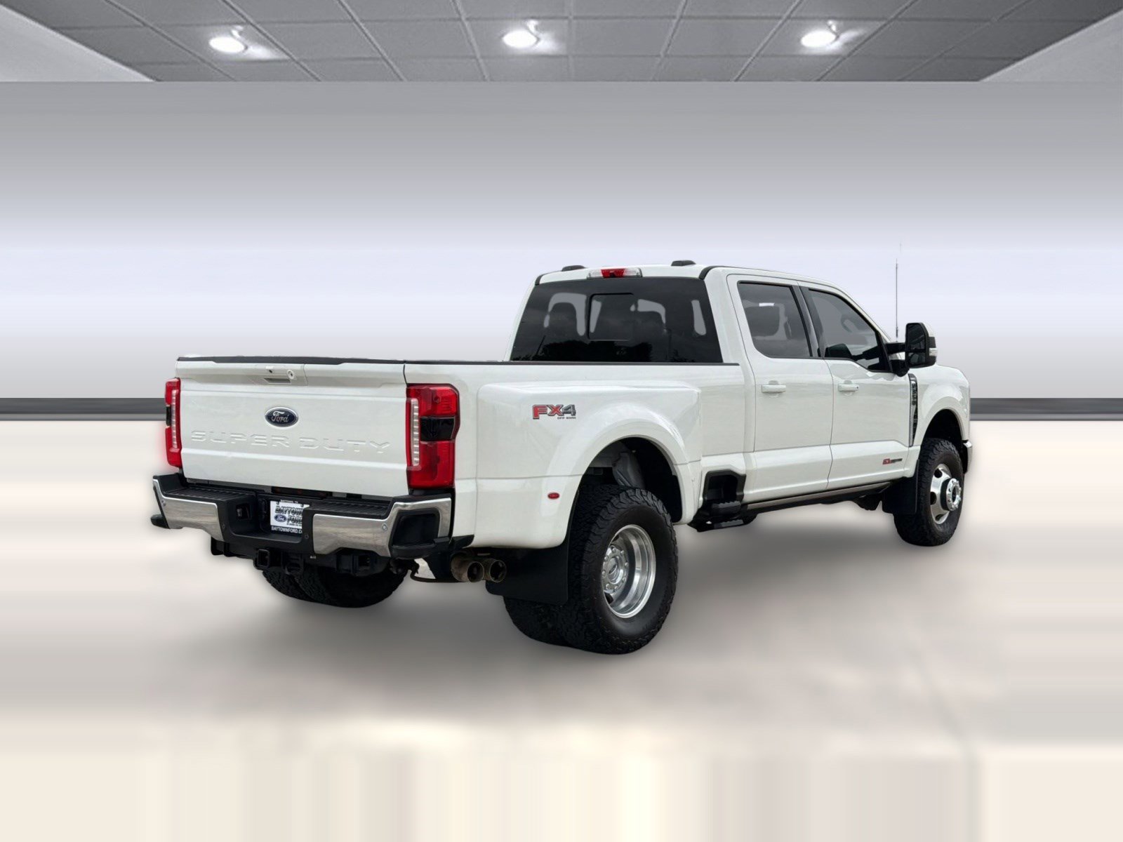 Certified 2023 Ford F350 Lariat w/ Lariat Ultimate Package AWD/4WD image 9