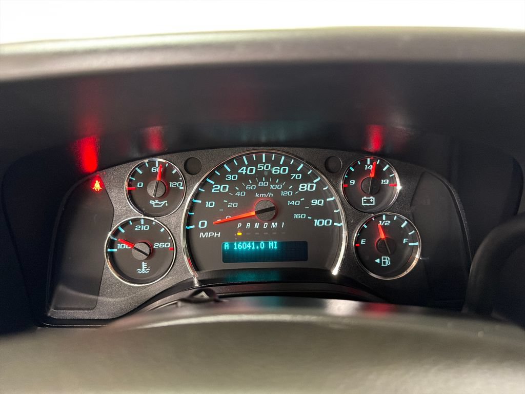 Used 2025 GMC Savana 2500 w/ Driver Convenience Package RWD image 23
