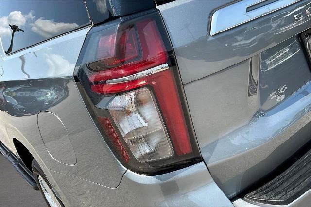 Used 2023 Chevrolet Suburban High Country RWD image 33