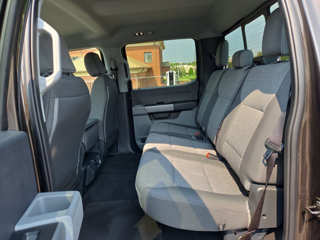 Certified 2024 Ford F250 XL w/ STX Appearance Package AWD/4WD image 11