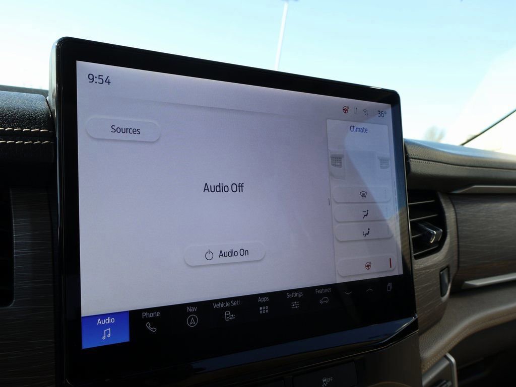 Certified 2024 Ford Expedition Limited image 35