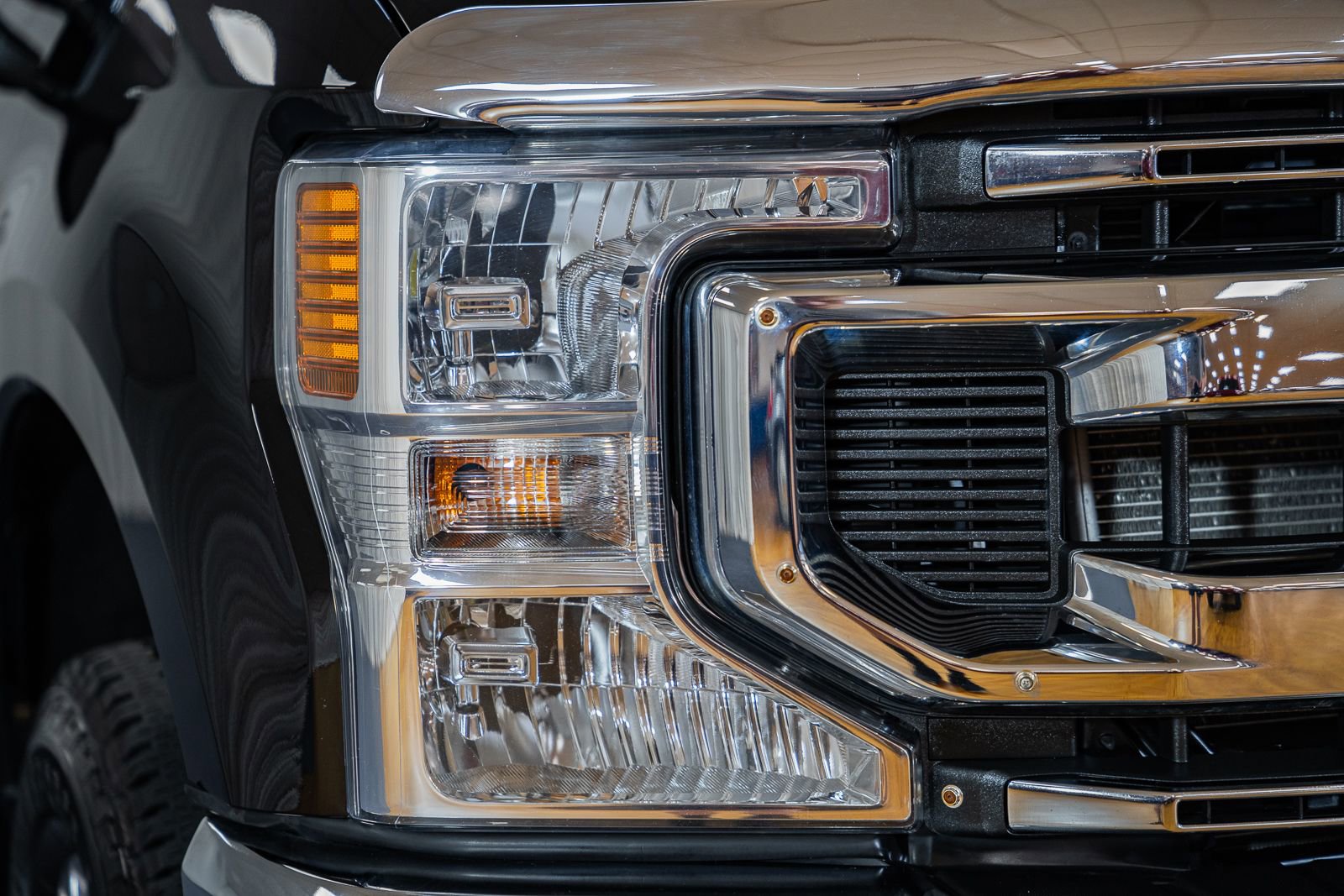 Certified 2021 Ford F250 XLT w/ XLT Premium Package image 13