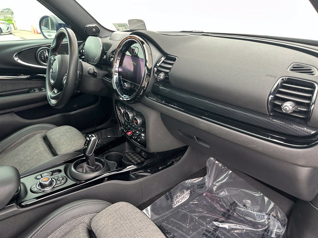 Used 2021 MINI Cooper Clubman S w/ Driver Assistance Package AWD/4WD image 37