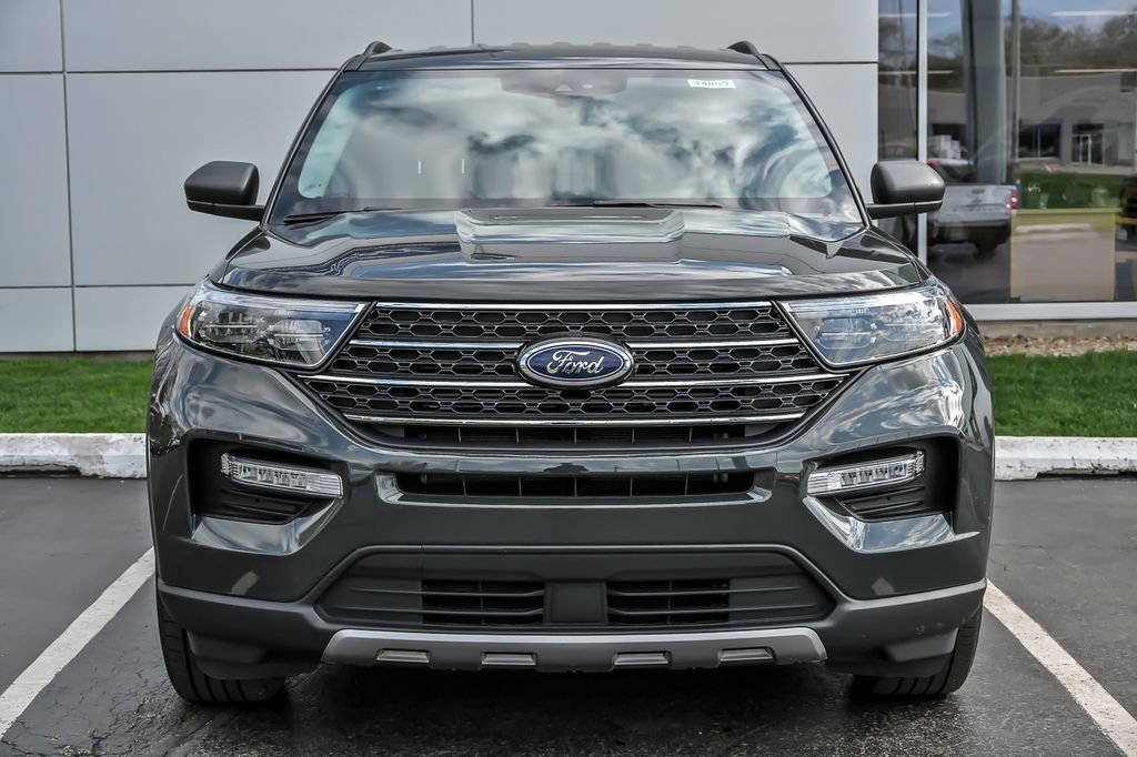 Certified 2023 Ford Explorer XLT w/ Equipment Group 202A AWD/4WD image 12