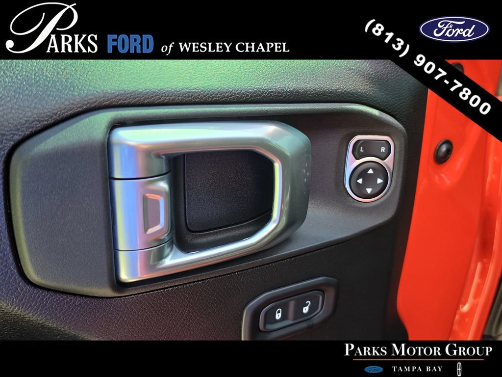 Used 2023 Jeep Wrangler Unlimited Sport w/ Sun And Sound Package AWD/4WD image 16