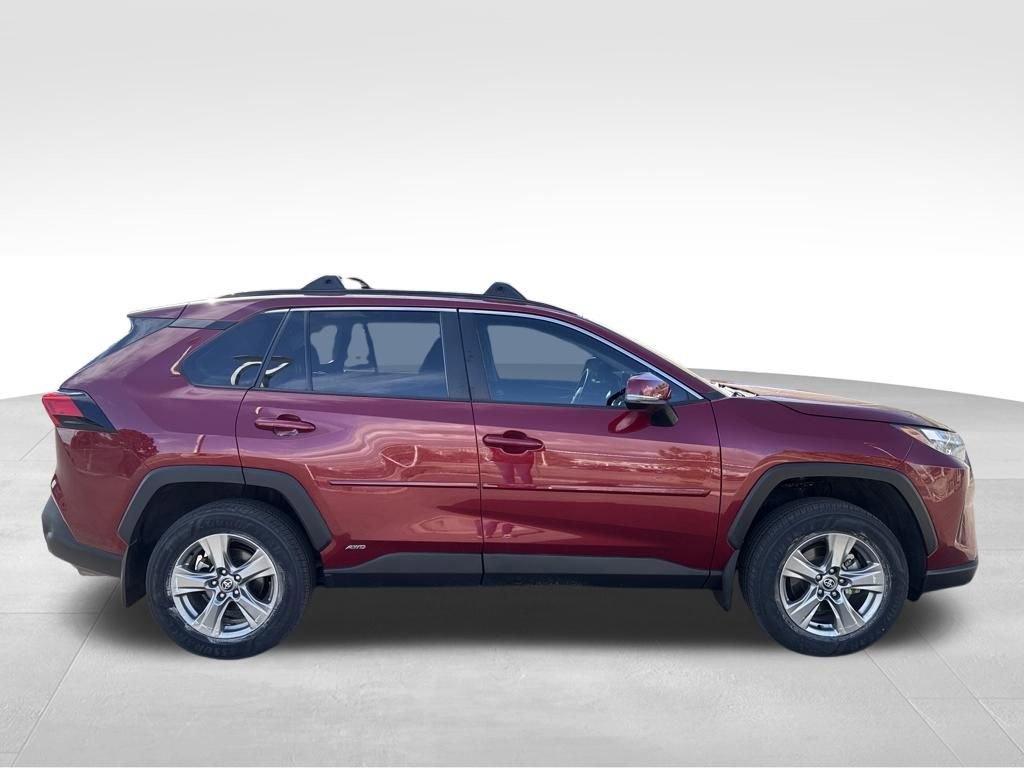 Used 2024 Toyota RAV4 XLE w/ Convenience Package AWD/4WD image 9