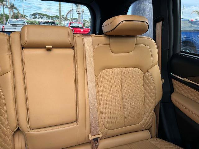 Used 2023 Jeep Grand Cherokee Summit w/ Adv Protech Group IV AWD/4WD image 14