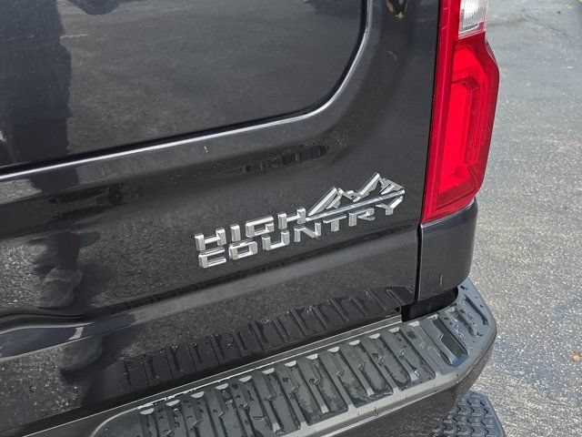 Used 2024 Chevrolet Silverado 1500 High Country w/ Technology Package AWD/4WD image 7