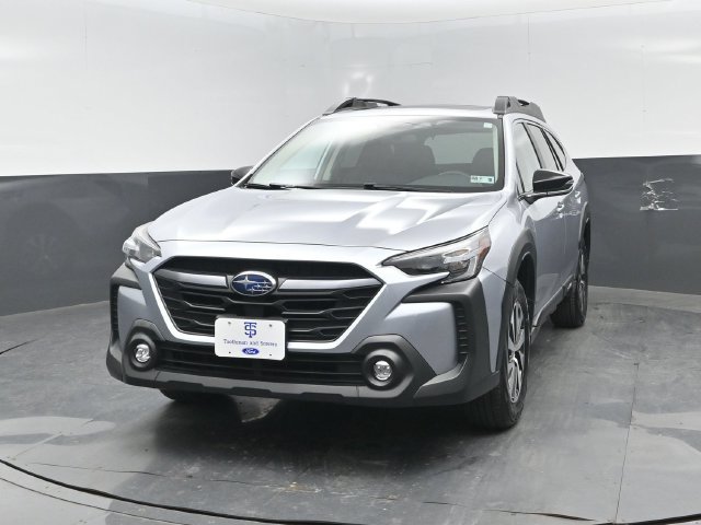 Used 2025 Subaru Outback Premium AWD/4WD image 21