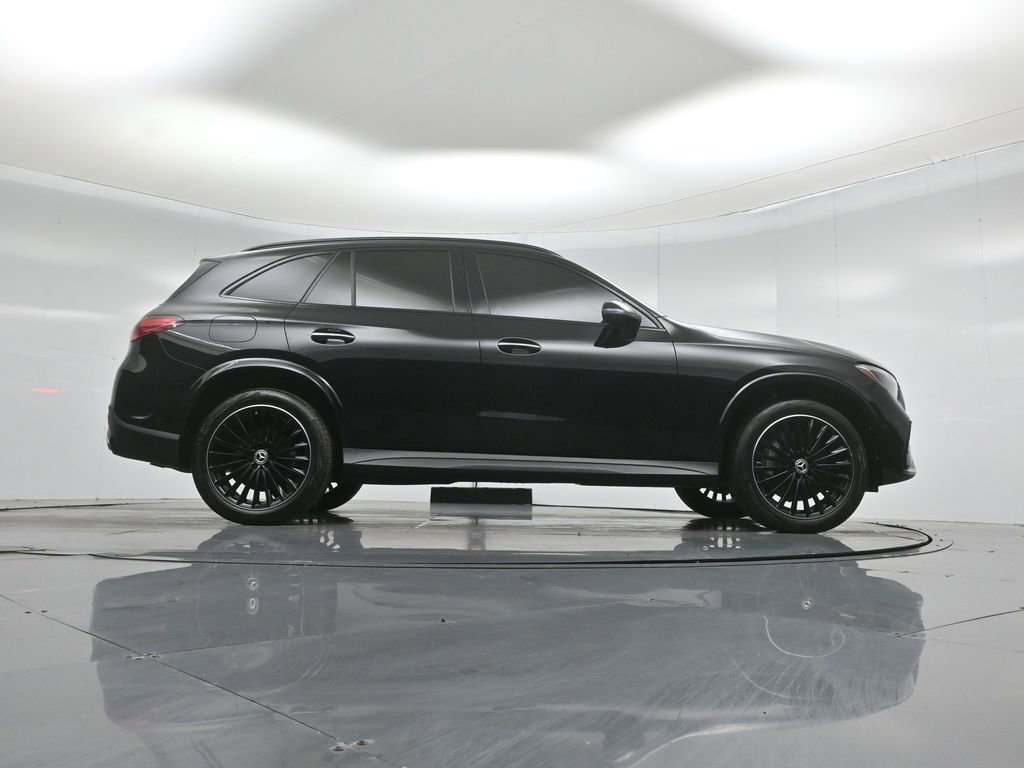 Used 2025 Mercedes-Benz GLC 300 image 50