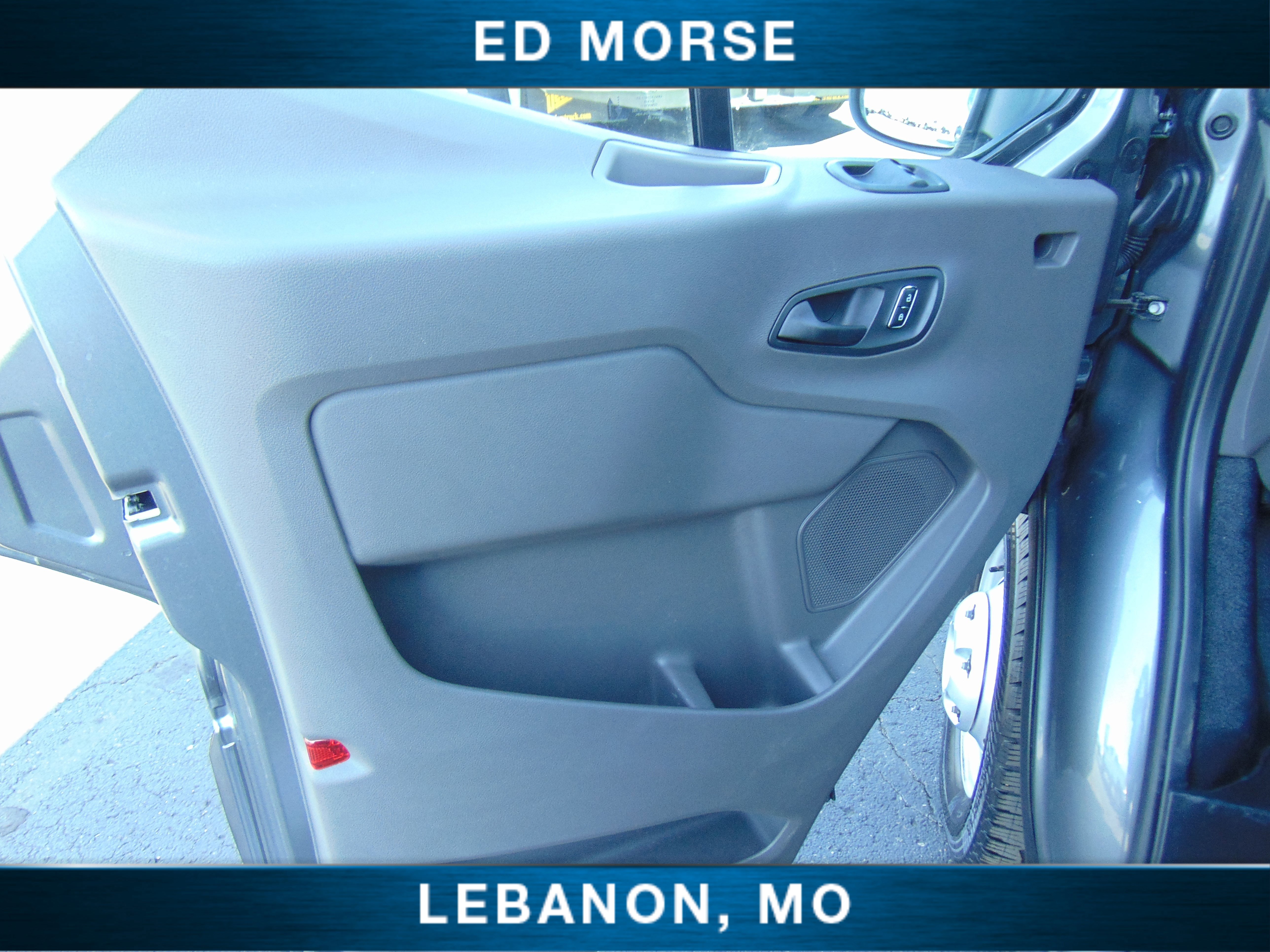 Certified 2025 Ford Transit 350 XLT image 11