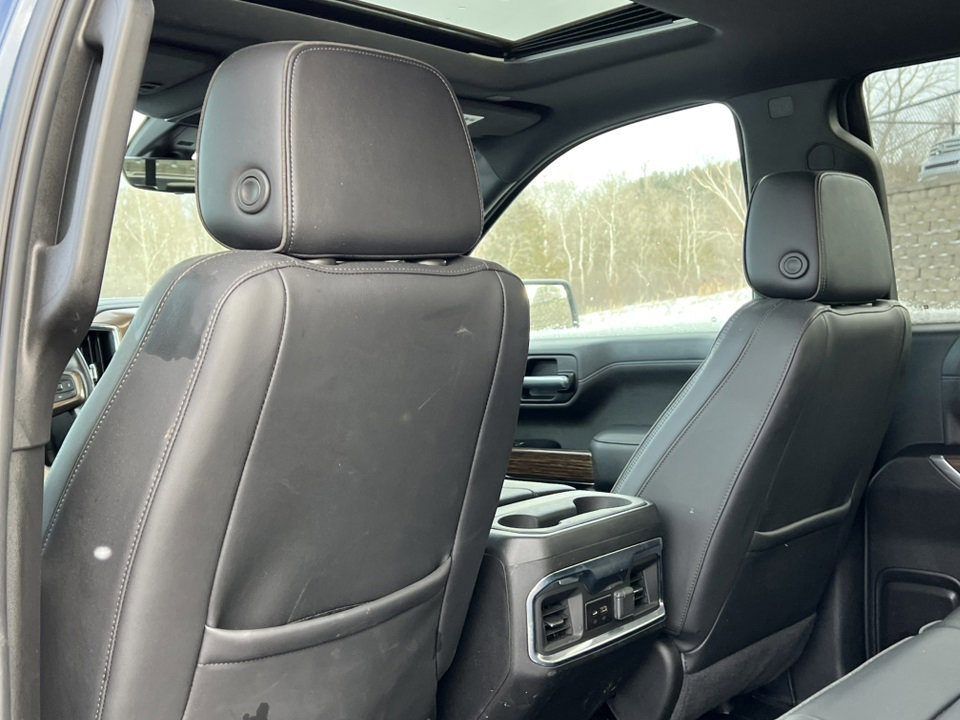 Used 2022 Chevrolet Silverado 1500 High Country w/ Technology Package image 42