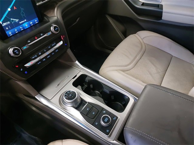 Certified 2020 Ford Explorer Platinum w/ Premium Technology Package image 24