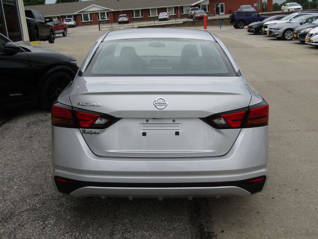 Used 2022 Nissan Altima 2.5 S FWD image 4