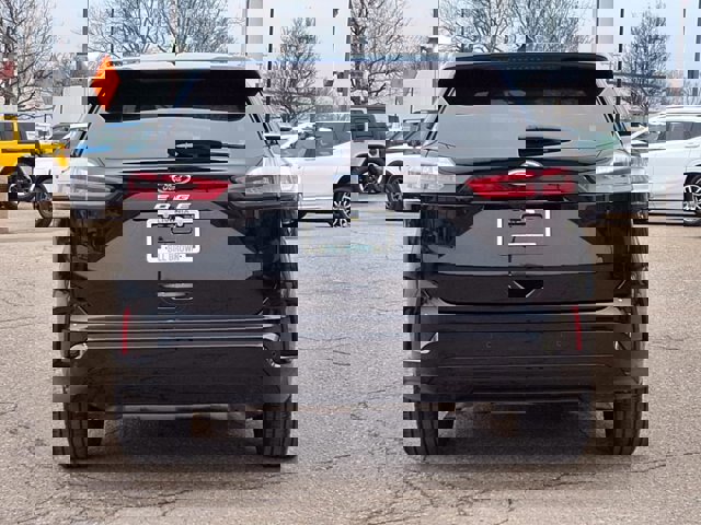 Certified 2024 Ford Edge ST-Line image 2