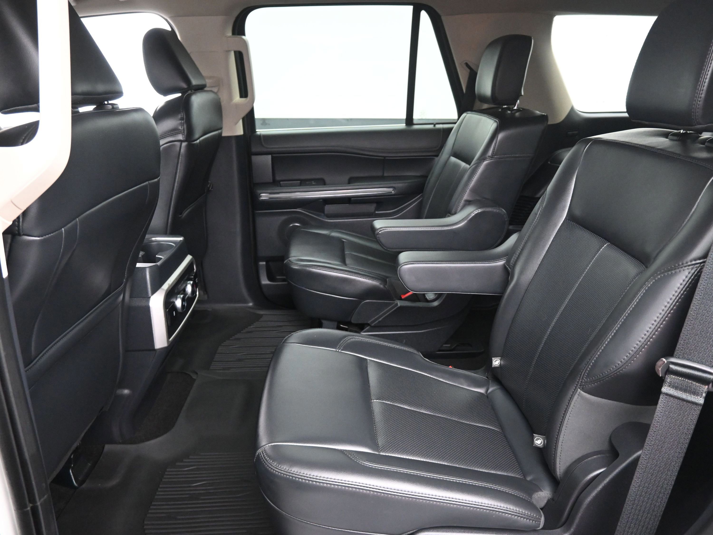 Certified 2022 Ford Expedition XLT image 29