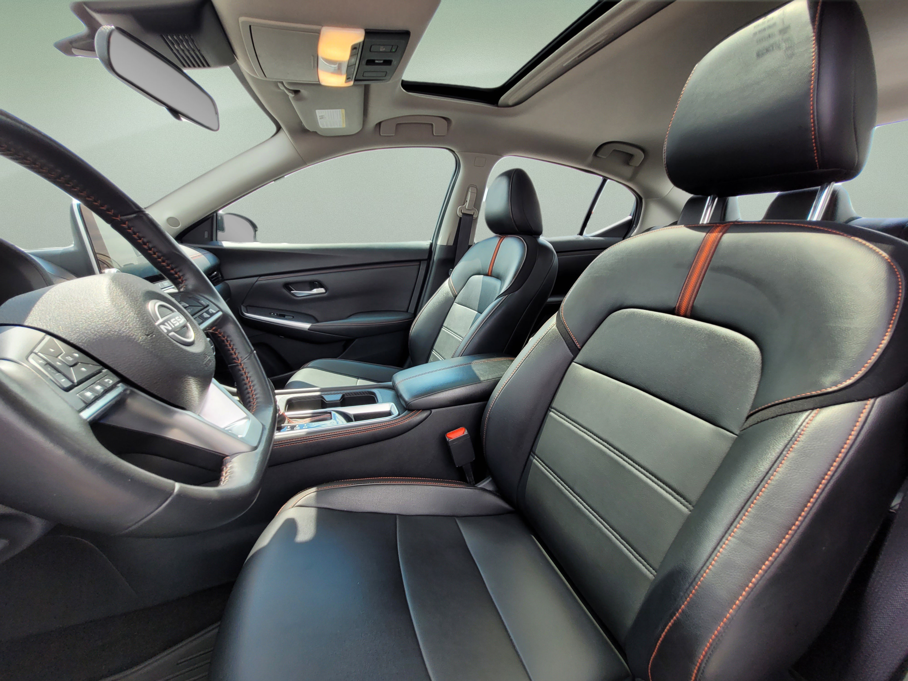 Used 2024 Nissan Sentra SR w/ SR Premium Package FWD image 29
