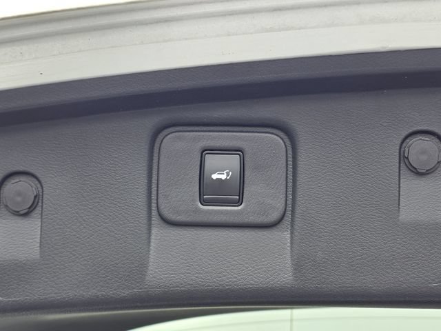 Used 2024 Nissan Murano SL w/ Cargo Package FWD image 33