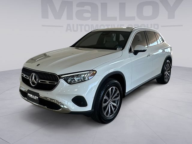 Used 2023 Mercedes-Benz GLC 300 4MATIC image 1