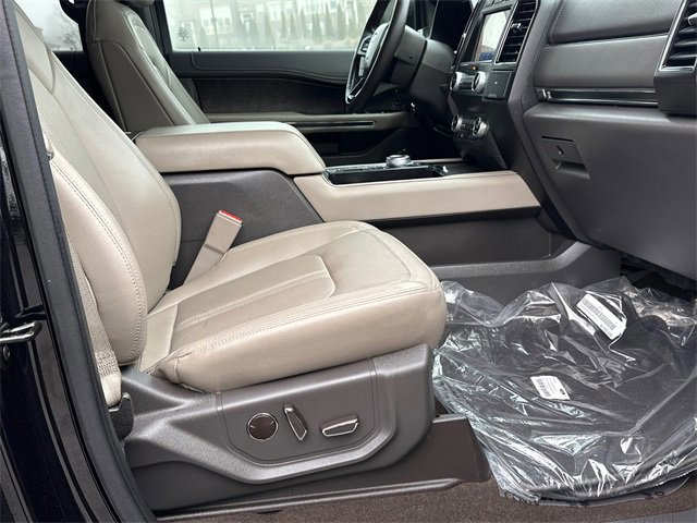 Certified 2021 Ford Expedition Limited image 13
