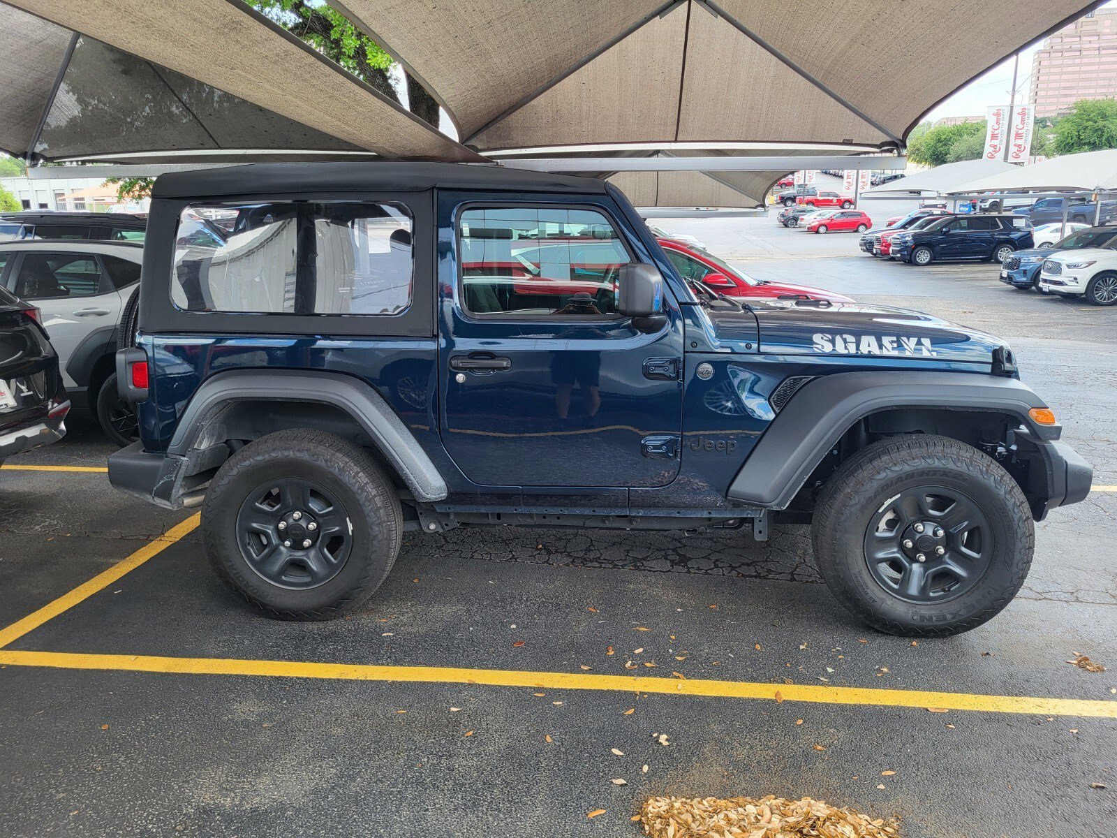 Used 2025 Jeep Wrangler Sport image 2